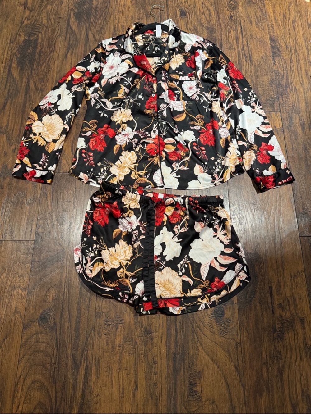 stars above Black Floral Satin Pajama Set with Red and Cream Blooms